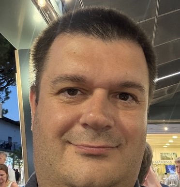 Jak, the founder of Woodworking DIY